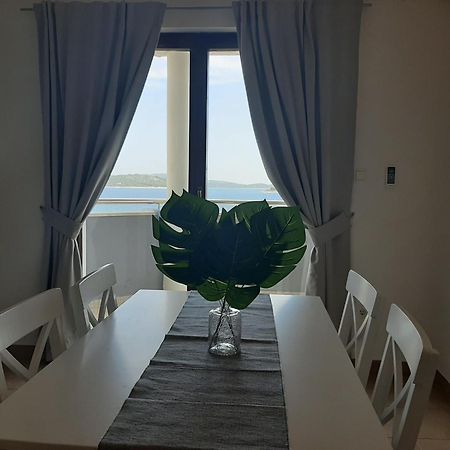 Apartments Sunset Zecevo ロゴズニッツァ エクステリア 写真