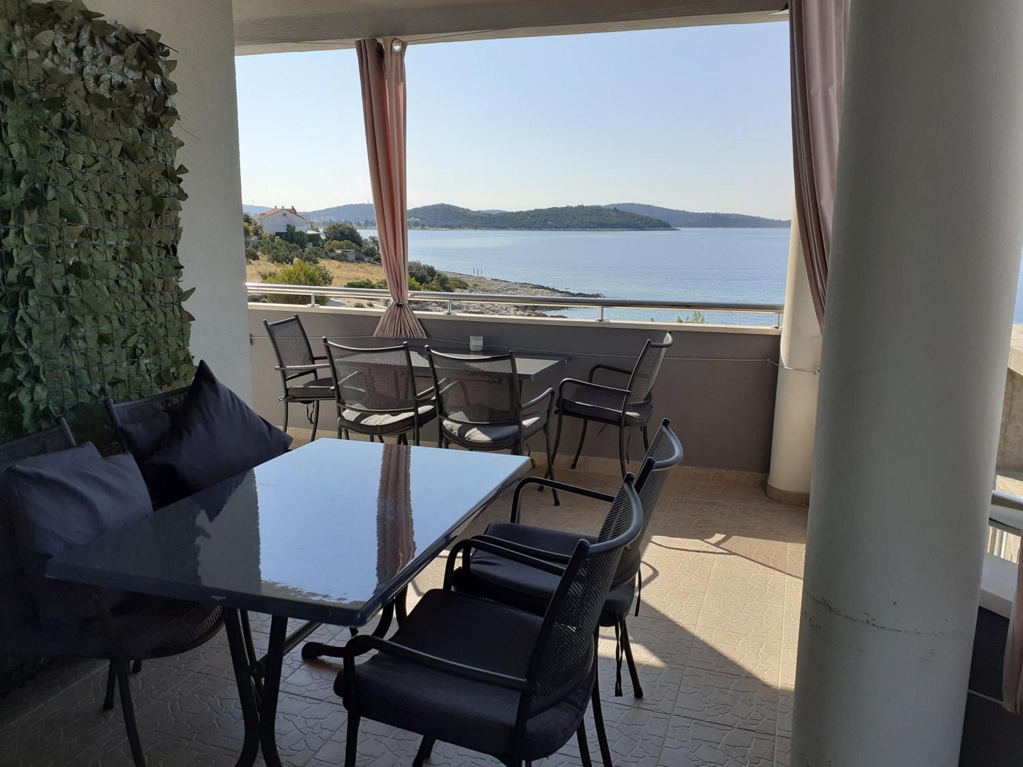 Apartments Sunset Zecevo ロゴズニッツァ エクステリア 写真